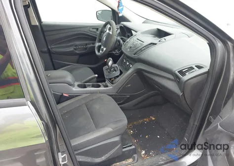 2015 Ford Escape S z USA, uszkodzony, nr VIN 1FMCU0F77FUC11540